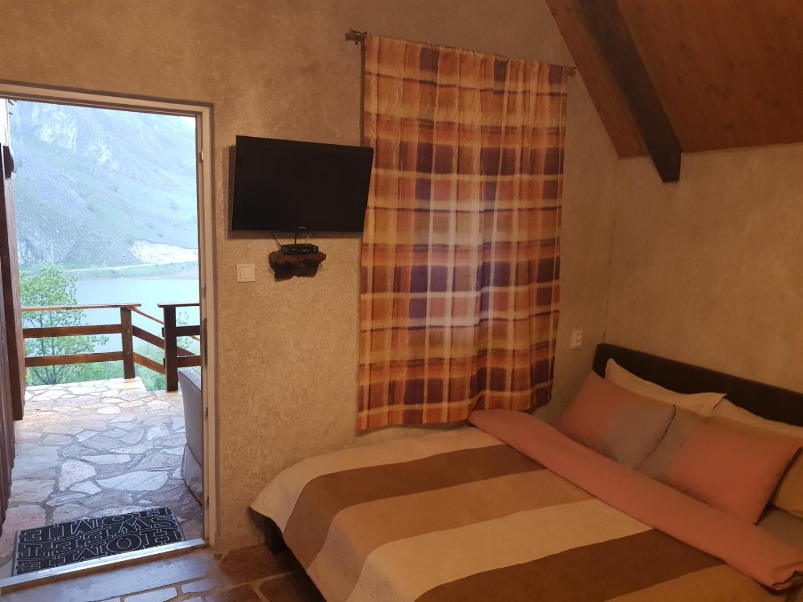 Detached House Milivoje Hotel Poscenje Exterior photo